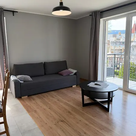 6 Mountain View Apartament *