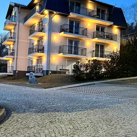 6 Mountain View Apartmán *